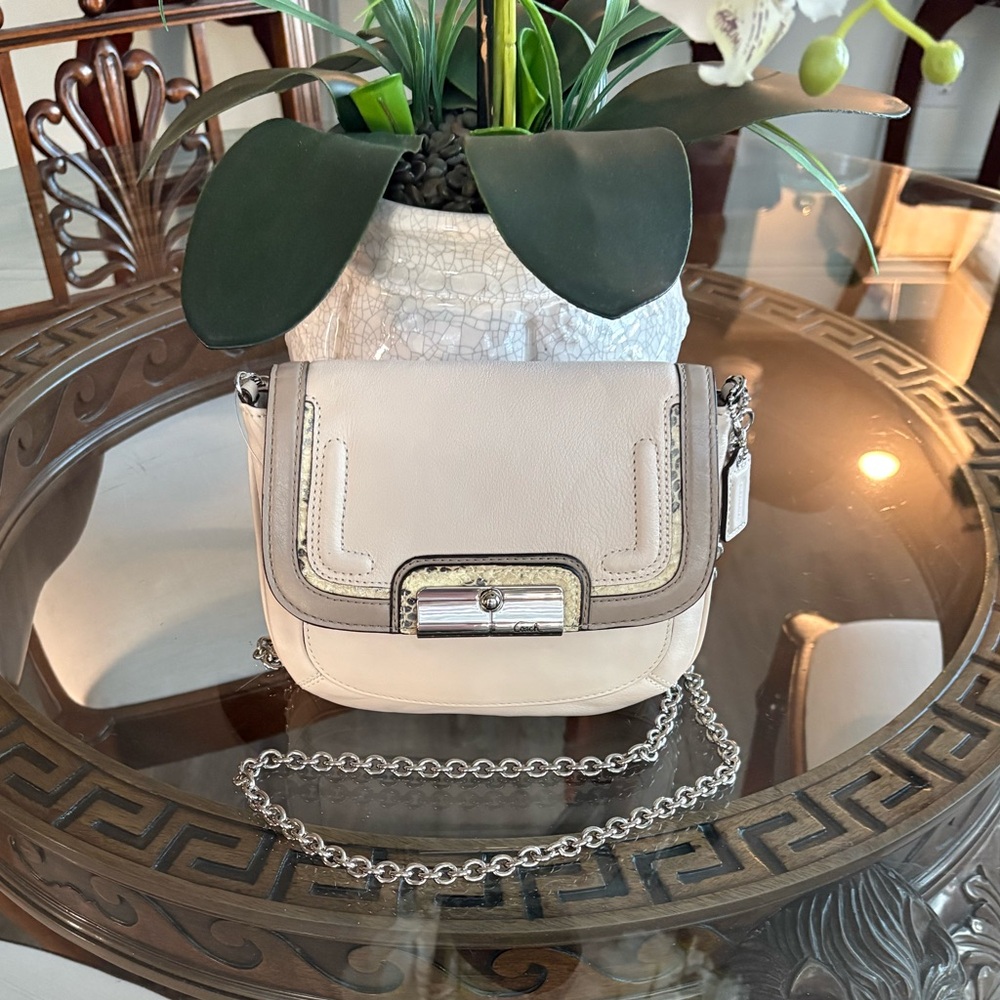 🤍🤍COACH KRISTEN SPECTATOR SMALL LEATHER CROSSBODY BAG!🤍🤍